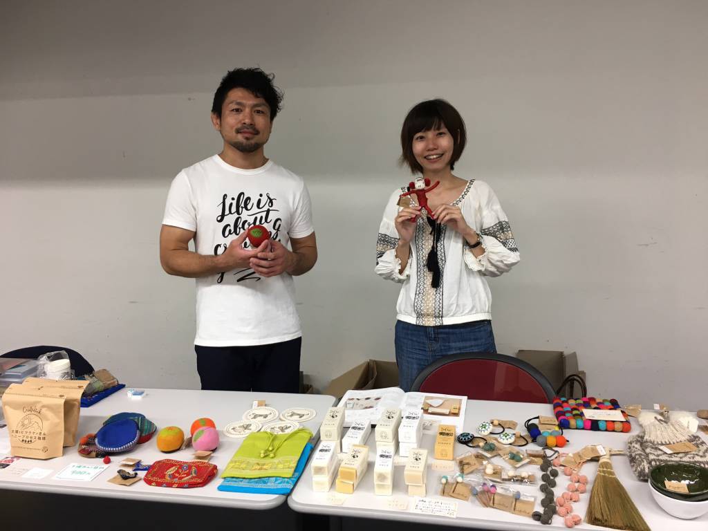 ワールドバザールの様子