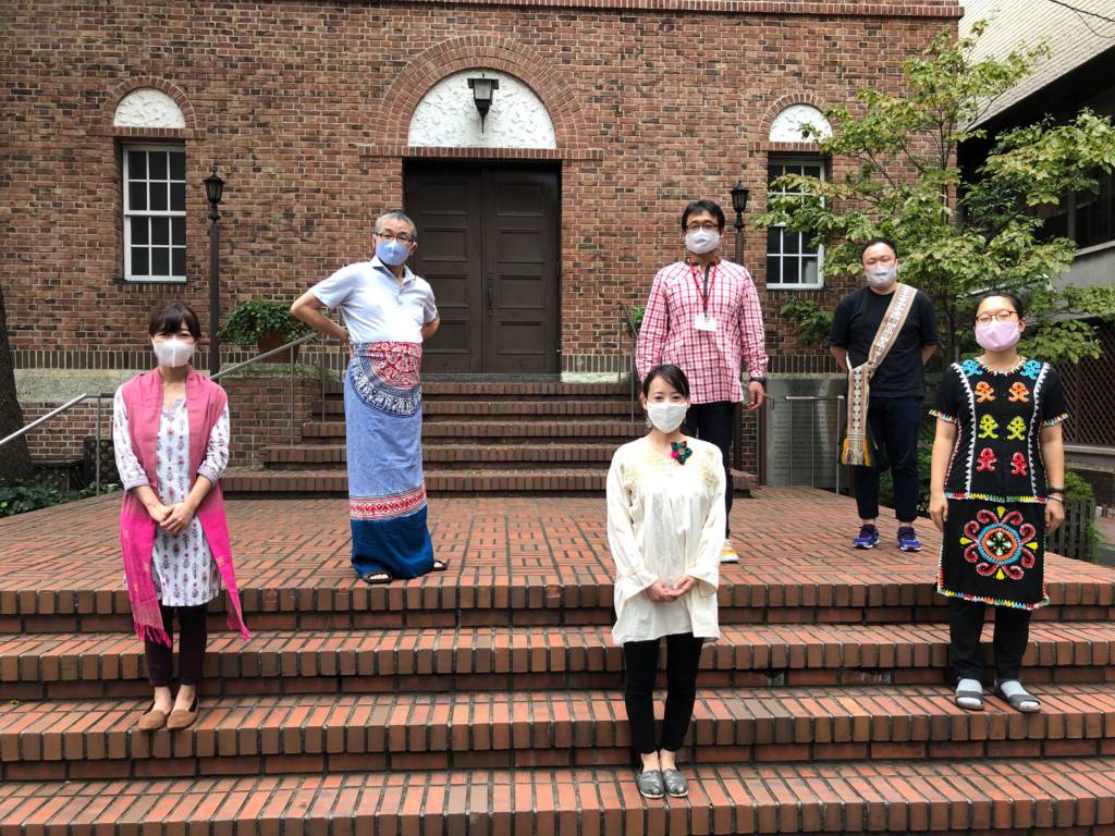 民族衣装デー番外編！私たち、こんな風に着飾っていました