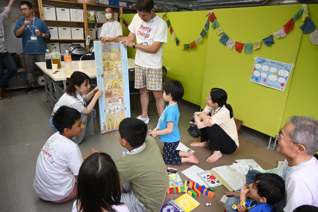 読み聞かせの様子